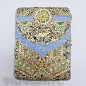 Серебряный портсигар 84 пробы с эмалями Серебряный портсигар 84 пробы с эмалями