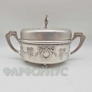 Антикварная шкатулка Henneberg