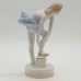 Фарфоровая статуэтка "Юная балерина". Дулево 1967 год.